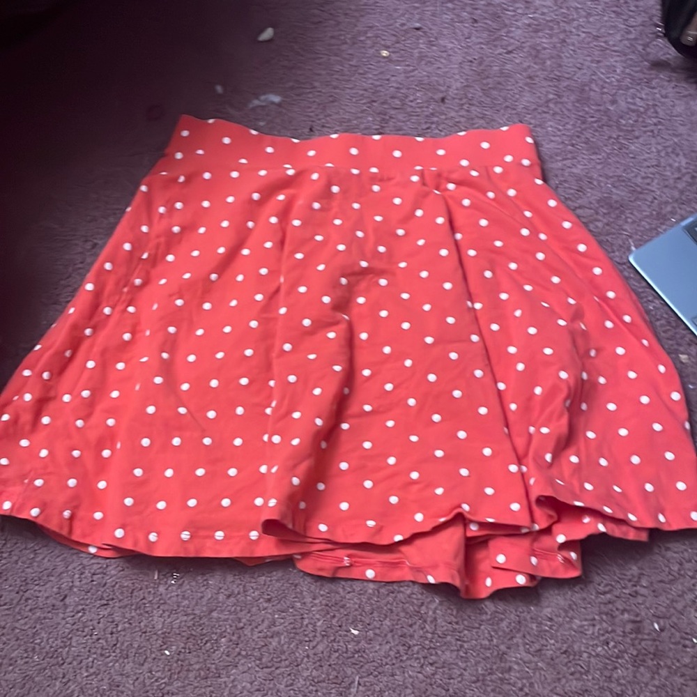 Pokadot skirt